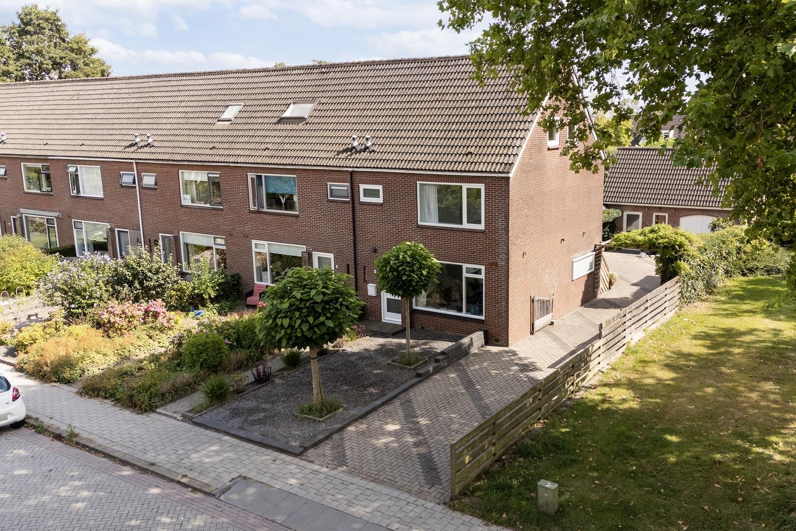 Sixmastins 2 STIENS foto-1