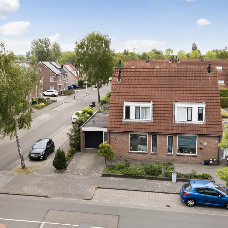 Idzerdastins 32 LEEUWARDEN foto-3