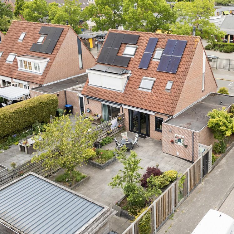 Idzerdastins 32 LEEUWARDEN foto-2